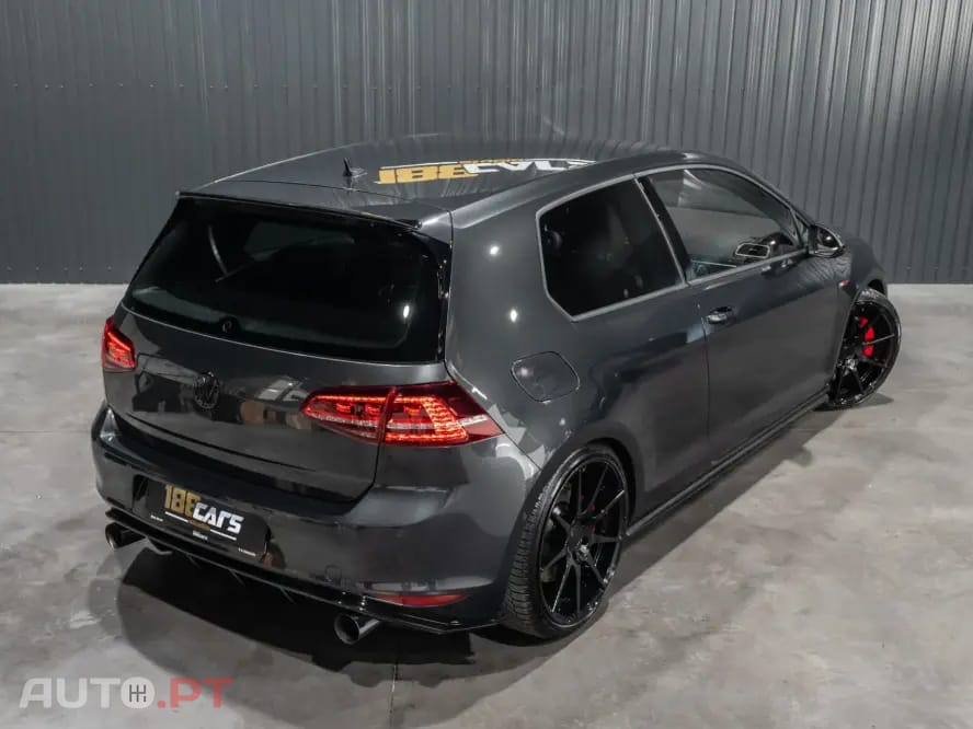 Volkswagen Golf 2.0 TSi GTi DSG Performance