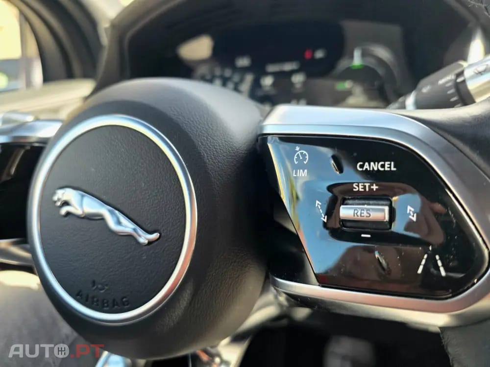 Jaguar I-Pace EV400 R-Dynamic SE AWD