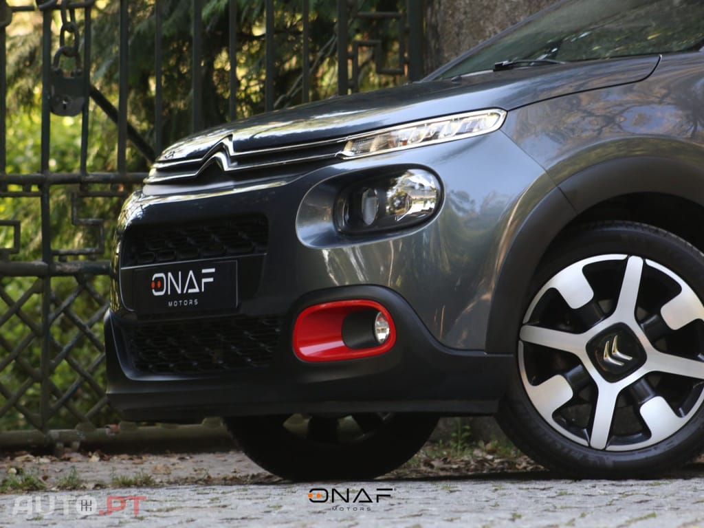 Citroen C3 1.2 Pure Tech Shine J17"