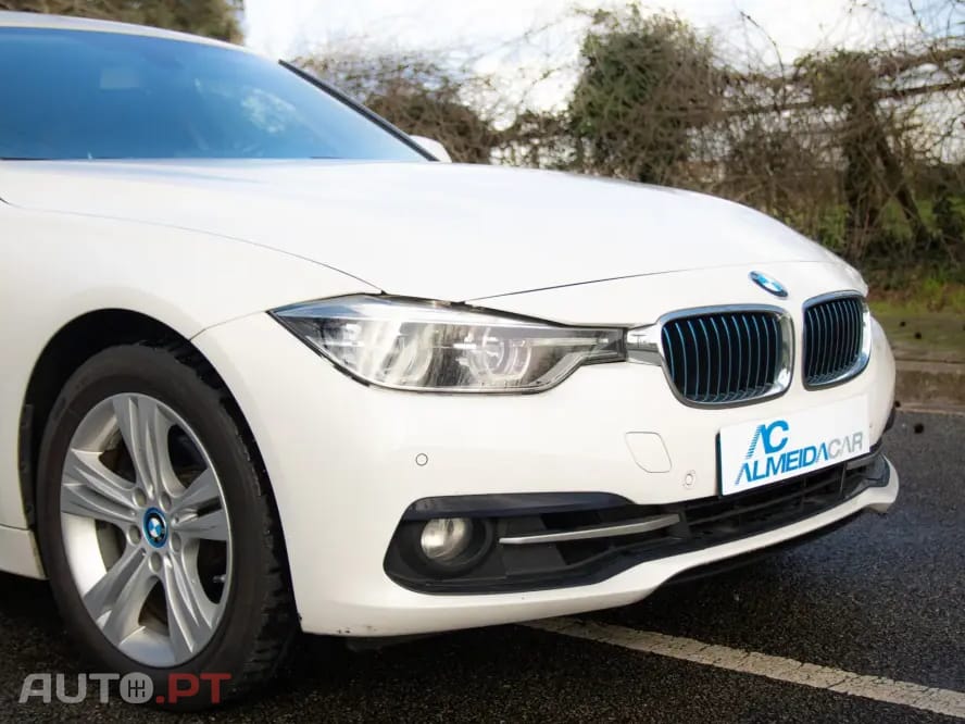 BMW 330 e iPerformance Line Luxury