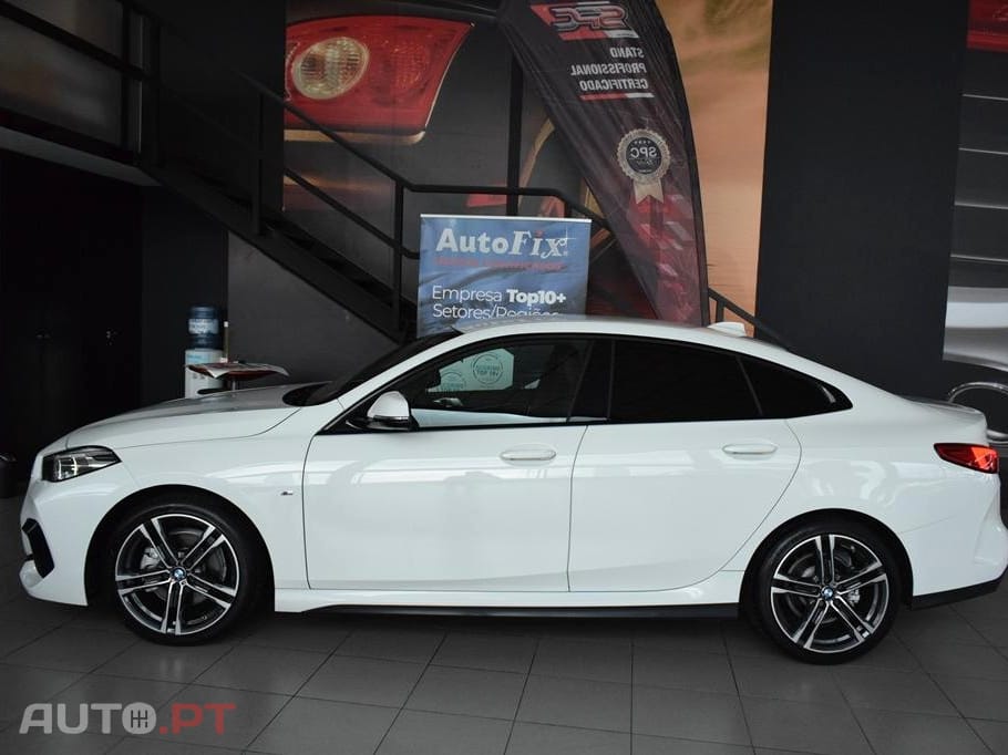BMW 216 d Pack Desportivo M