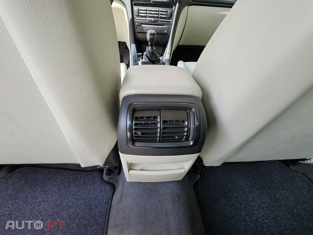 Saab 9-3 Sport Sedan 1.9 TiD Vector