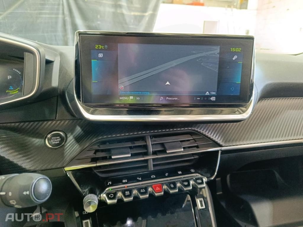 Peugeot E-2008 50 kWh Allure Pack