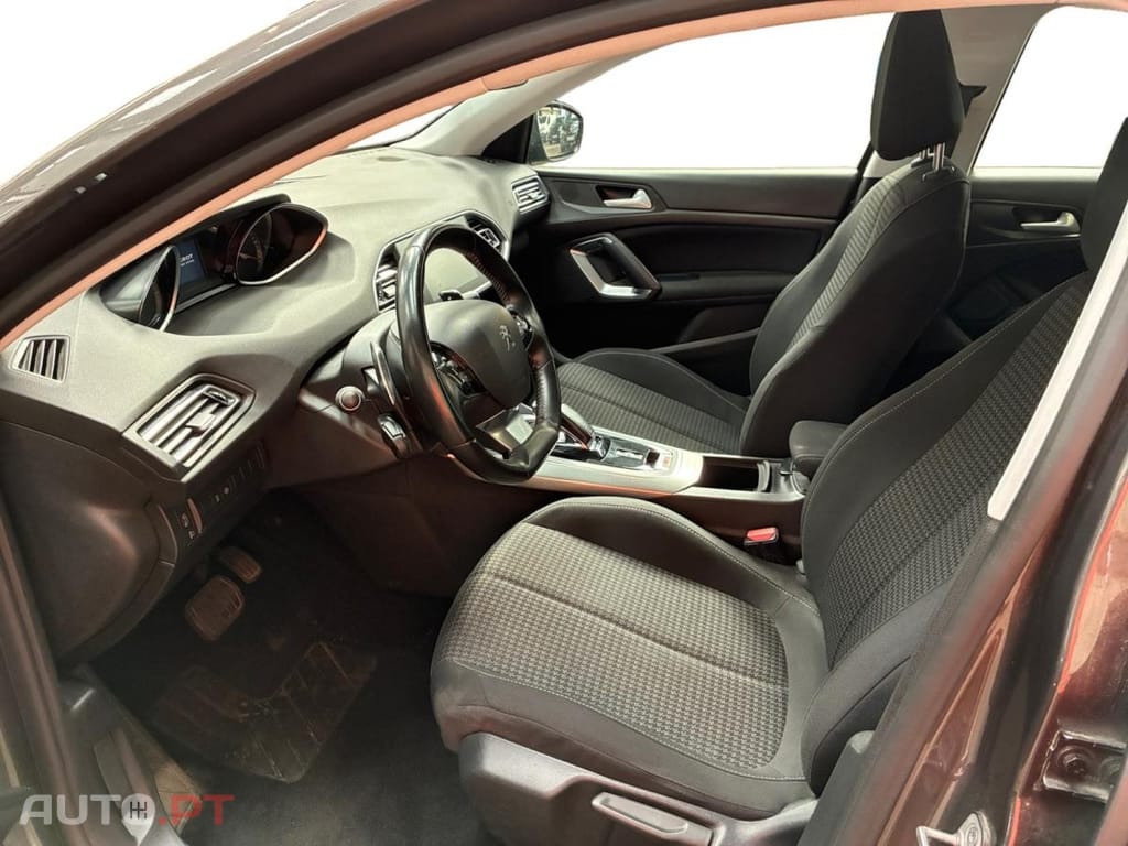 Peugeot 308 1.5 BlueHDi Active Pack EAT8