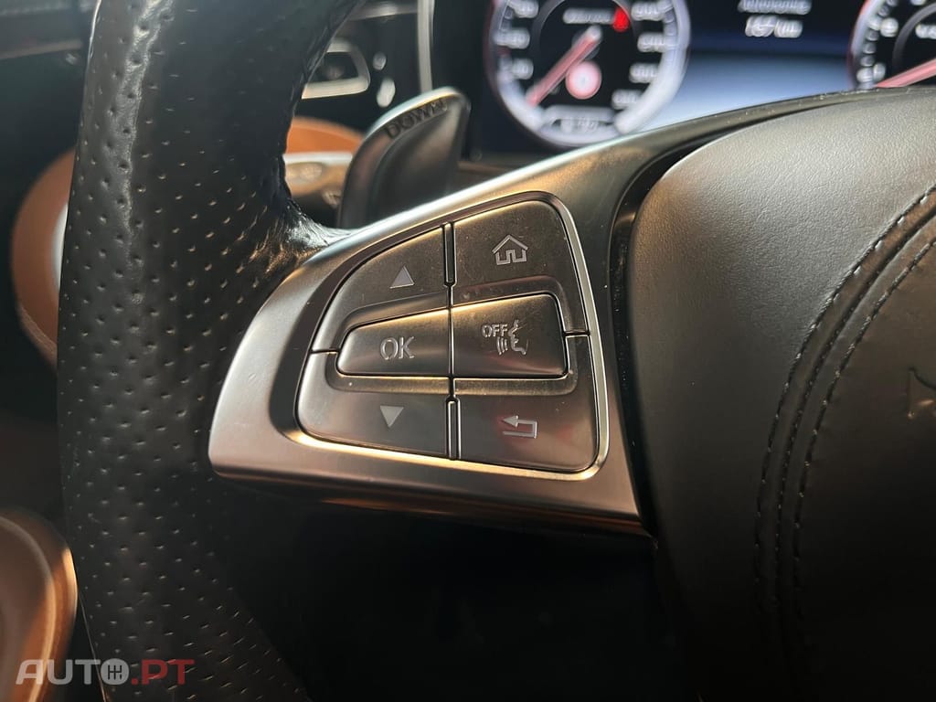 Mercedes-Benz S 63 AMG Coupe 4-Matic V8 BiTurbo 