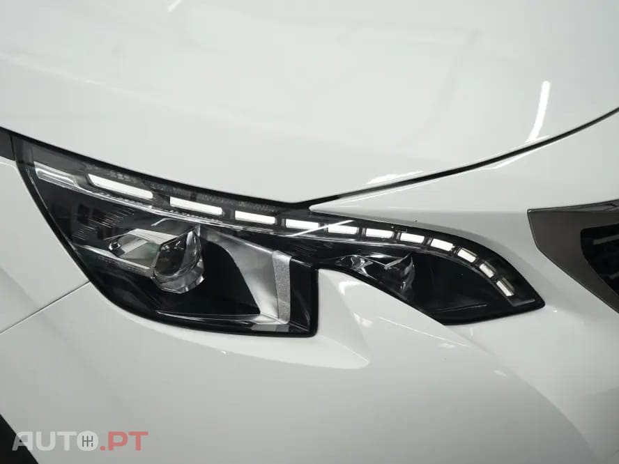 Peugeot 3008 1.2 PureTech Allure Pack EAT8