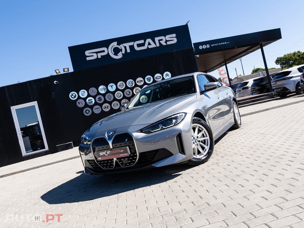 BMW i4 eDrive35