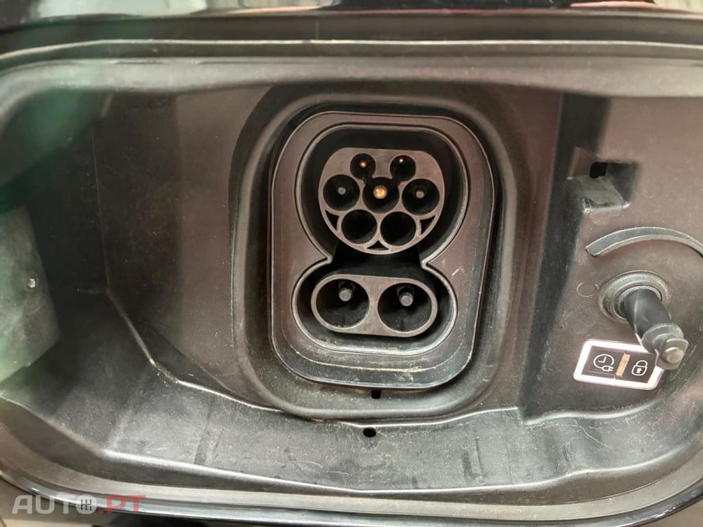 Citroen e-C4 X 50 kWh Shine