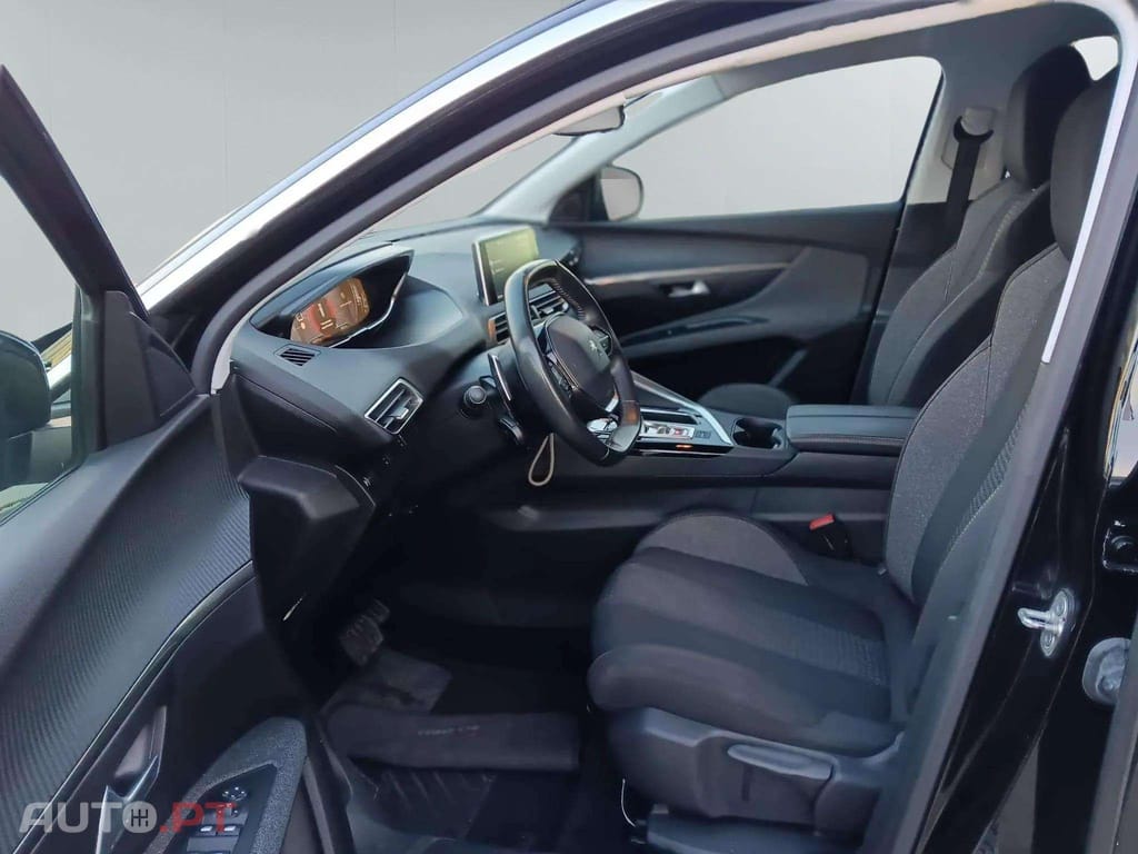 Peugeot 5008 1.5 BlueHdi EAT8 ACTIVE BUSINESS