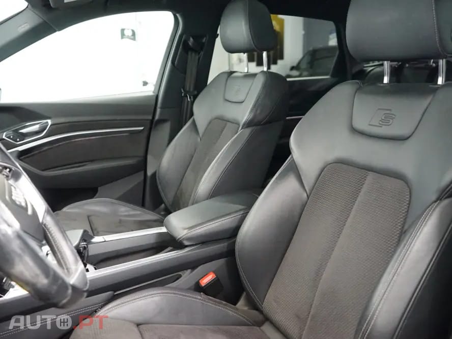 Audi E-Tron 50 quattro S line