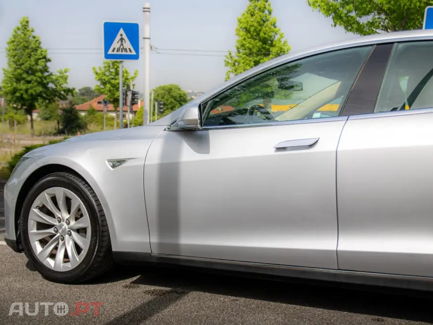 Tesla Model S 70D AWD