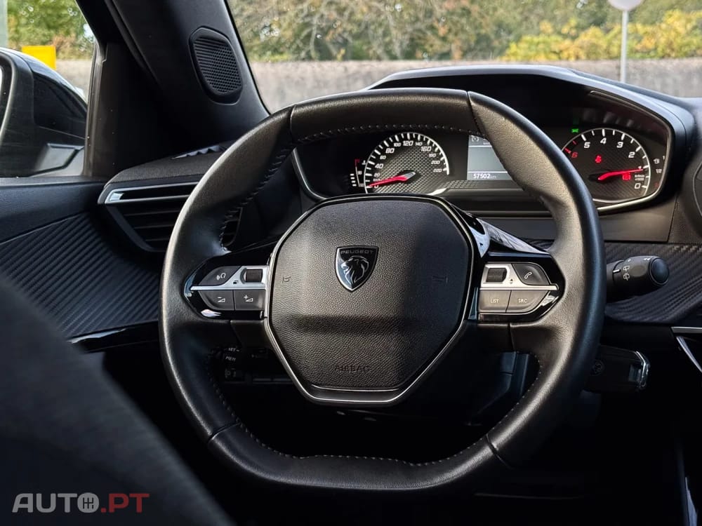 Peugeot 2008 1.2 PureTech Active Pack