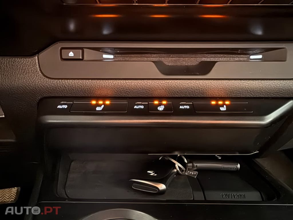 Lexus UX 250h