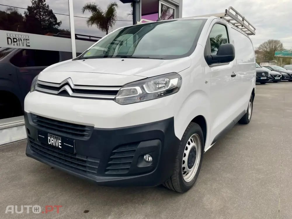 Citroen Jumpy Outro