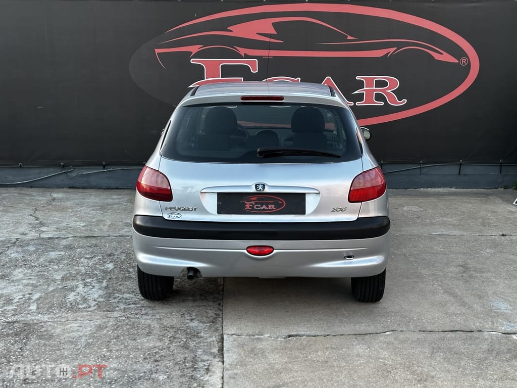 Peugeot 206 1.1 Color Line