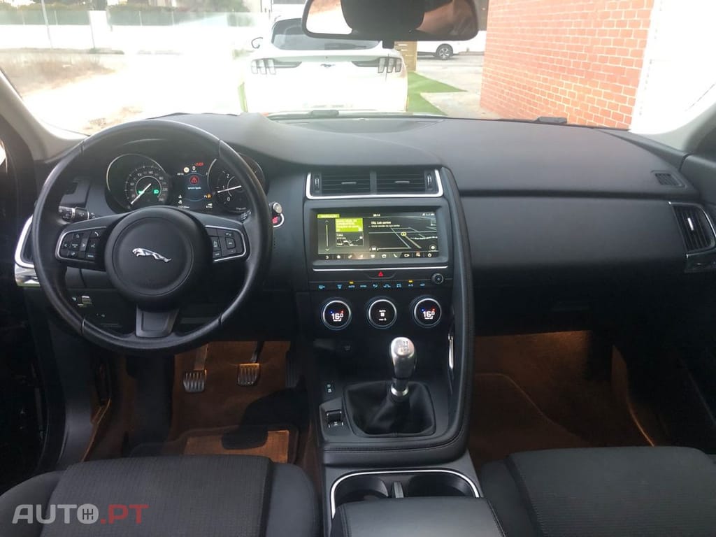 Jaguar E-Pace 2.0 i4D S