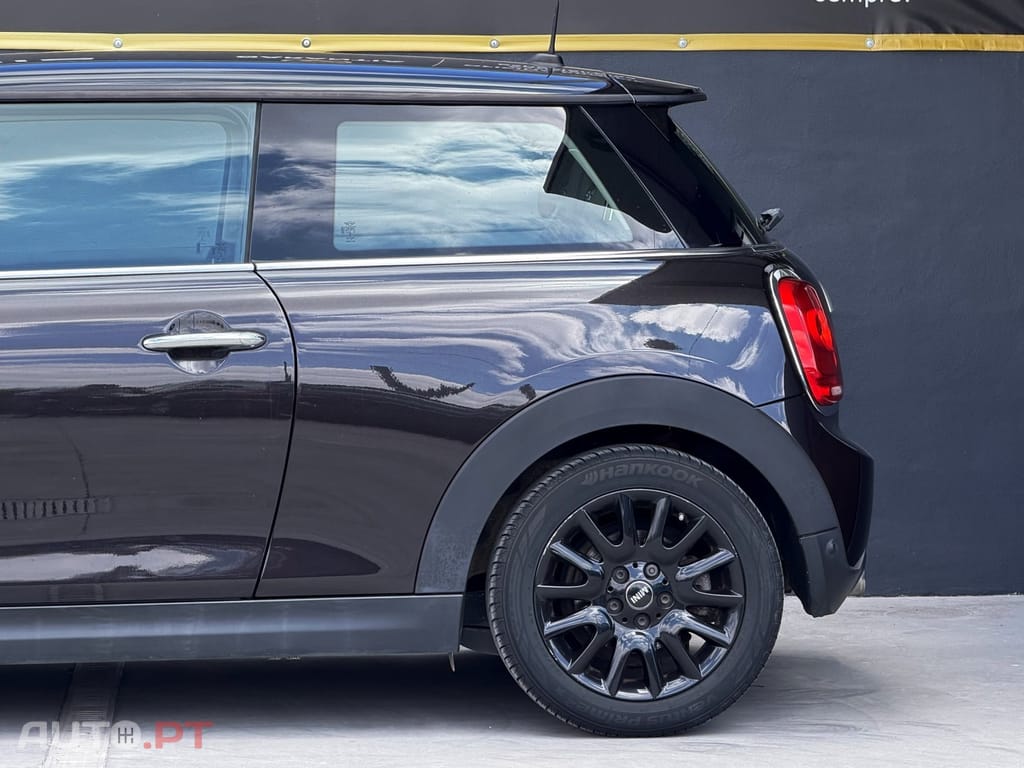 MINI Cooper Cooper D