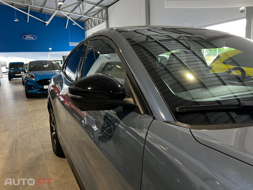Ford Mustang Mach-E 98.7 kWh Premium