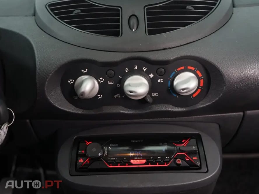 Renault Twingo 1.2 16V Dynamique