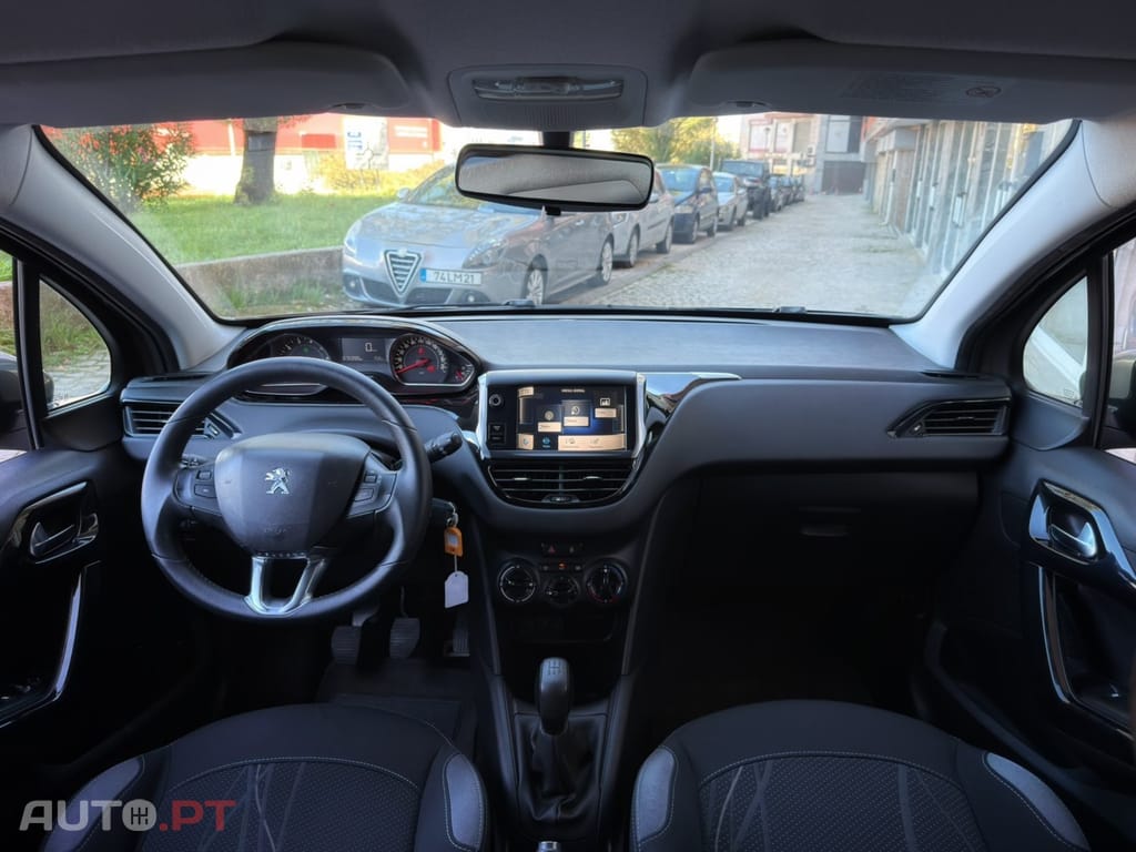 Peugeot 208 1.2 PureTech Access