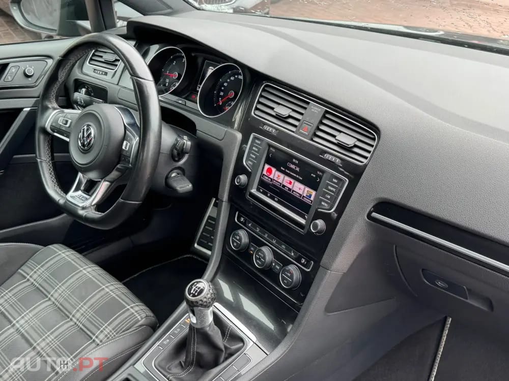 Volkswagen Golf 2.0 TDi GTD