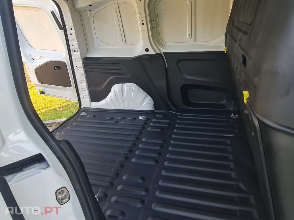 Peugeot Partner 1.6 BlueHDi Confort
