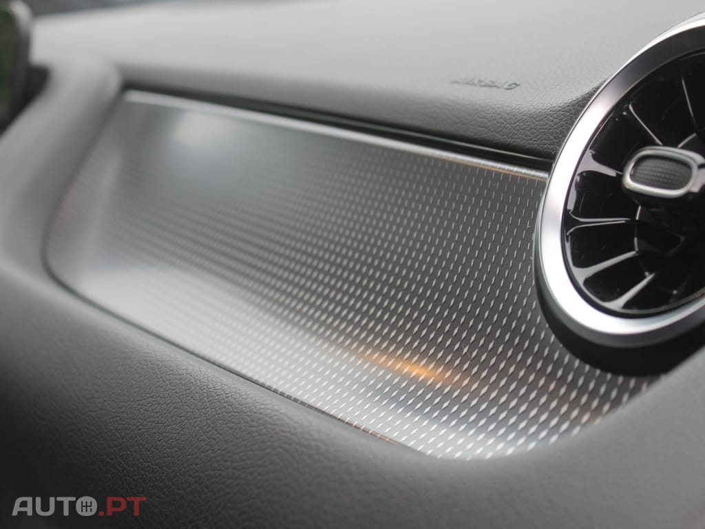 Mercedes-Benz B 250 e Progressive