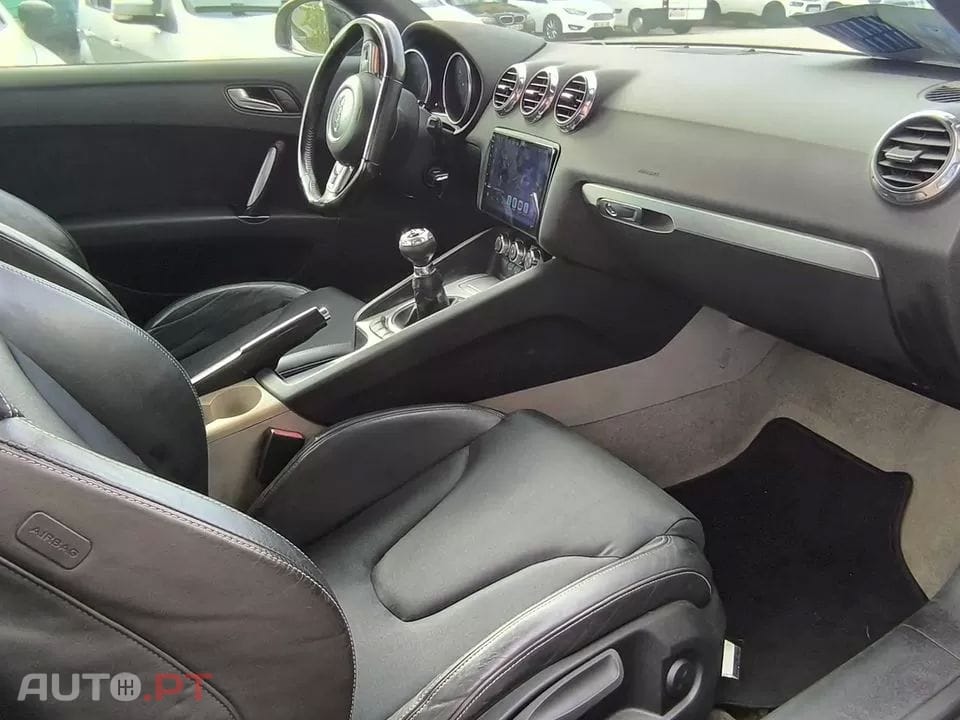 Audi TT 2.0 TFSI S-line