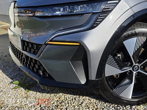 Renault Mégane E-Tech EV60 220hp optimum charge Equilibre