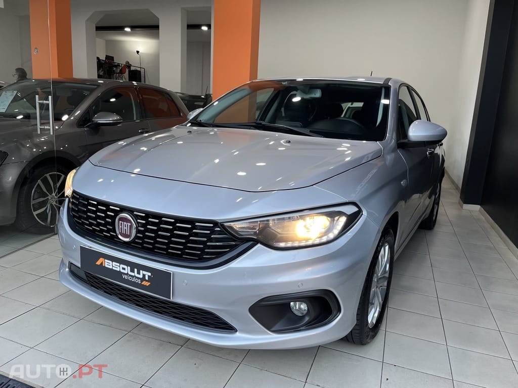 Fiat Tipo 1.3 M-Jet Lounge