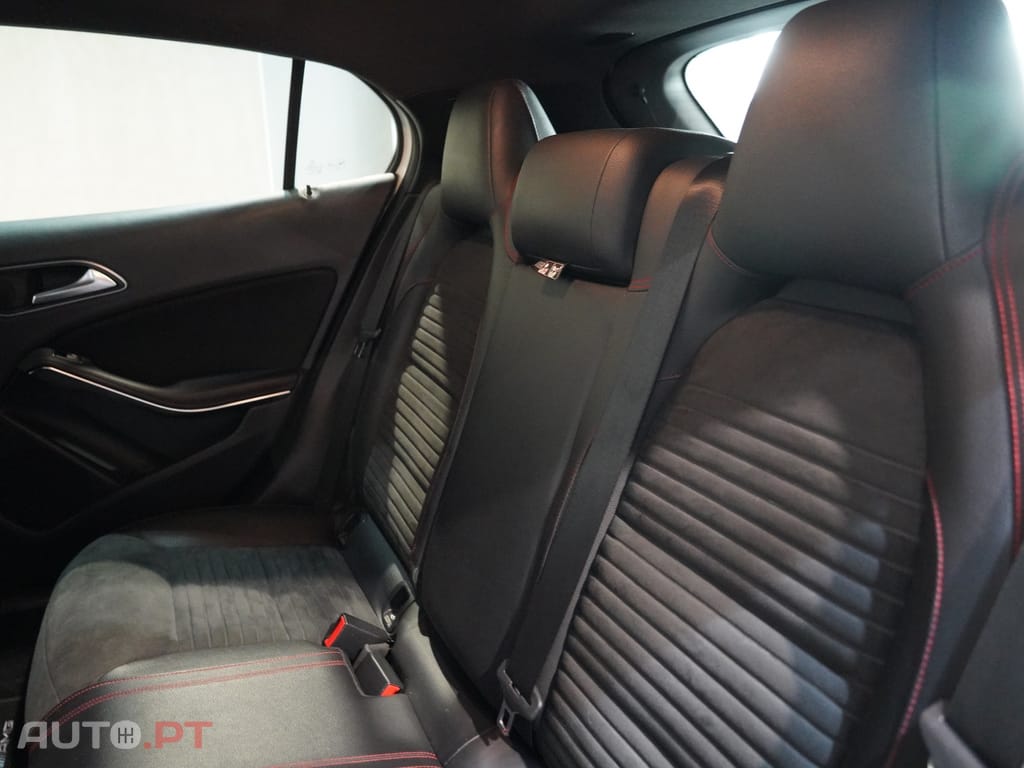 Mercedes-Benz GLA 180 CDi AMG Line