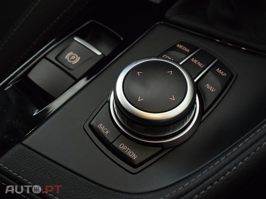 BMW X2 16 d sDrive Auto