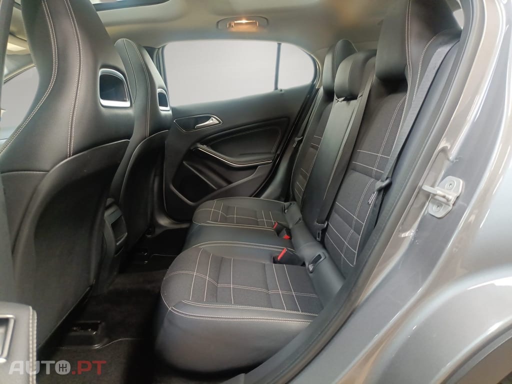 Mercedes-Benz GLA 200 (CDI) d 4Matic 7G-DCT