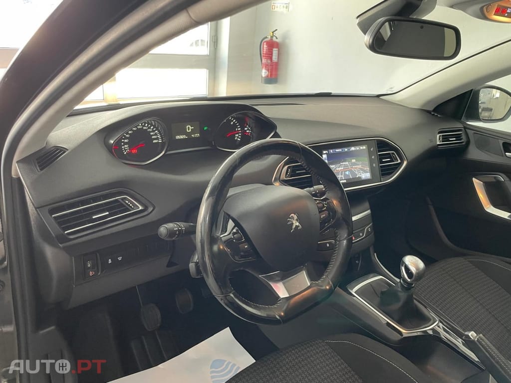 Peugeot 308 1.6 BlueHDi Style