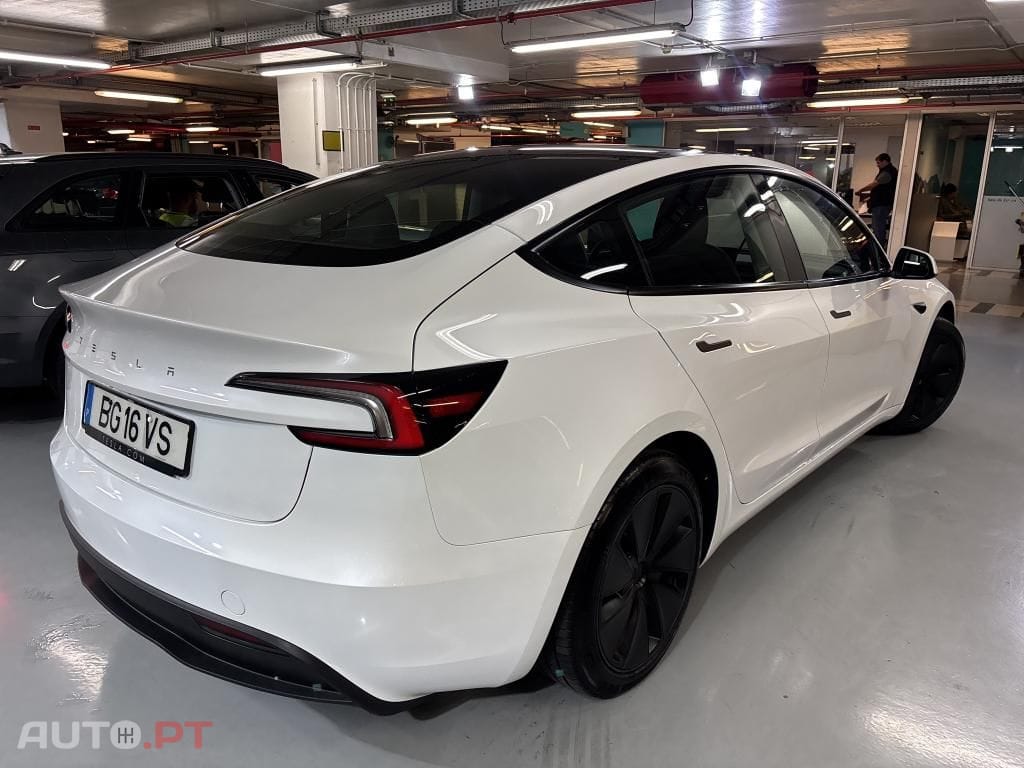 Tesla Model 3 Tração Traseira Premium