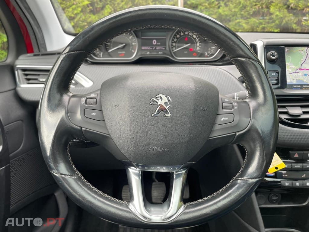 Peugeot 208 1.2 PureTech Allure