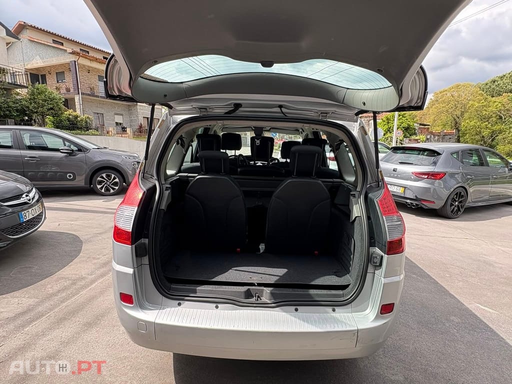 Renault Grand Scénic 𝗜𝗜 𝟭.𝟱 𝗱𝗖𝗶