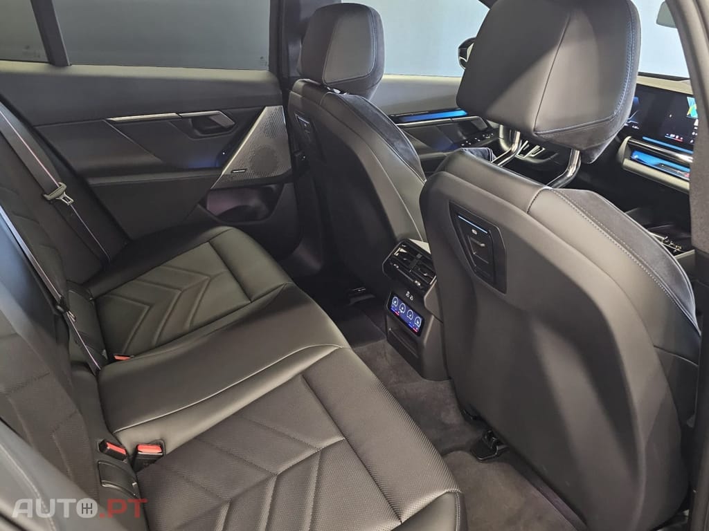 BMW i5 eDrive40 Pack Desportivo M Pro