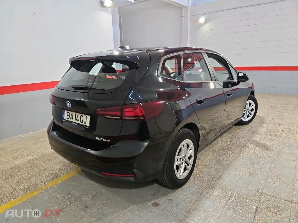 BMW 225 e xDrive
