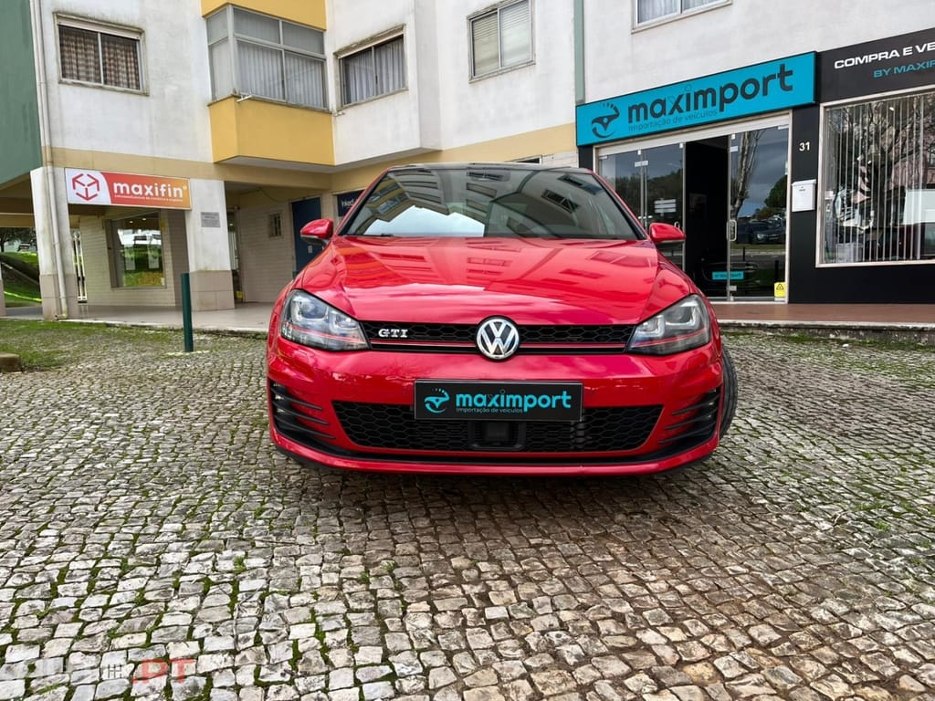 Volkswagen Golf 2.0 TSI GTI DSG