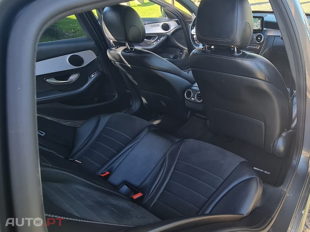 Mercedes-Benz C 220 d AMG Line