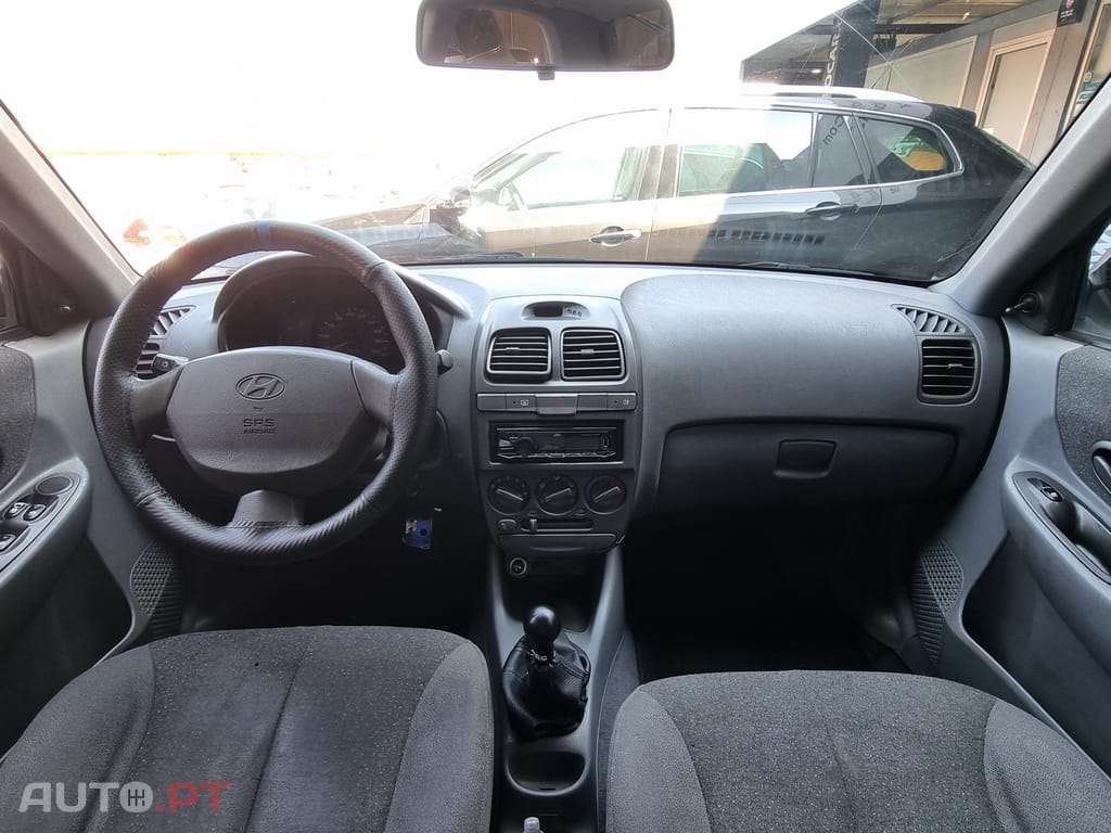 Hyundai Accent 1.3 GL