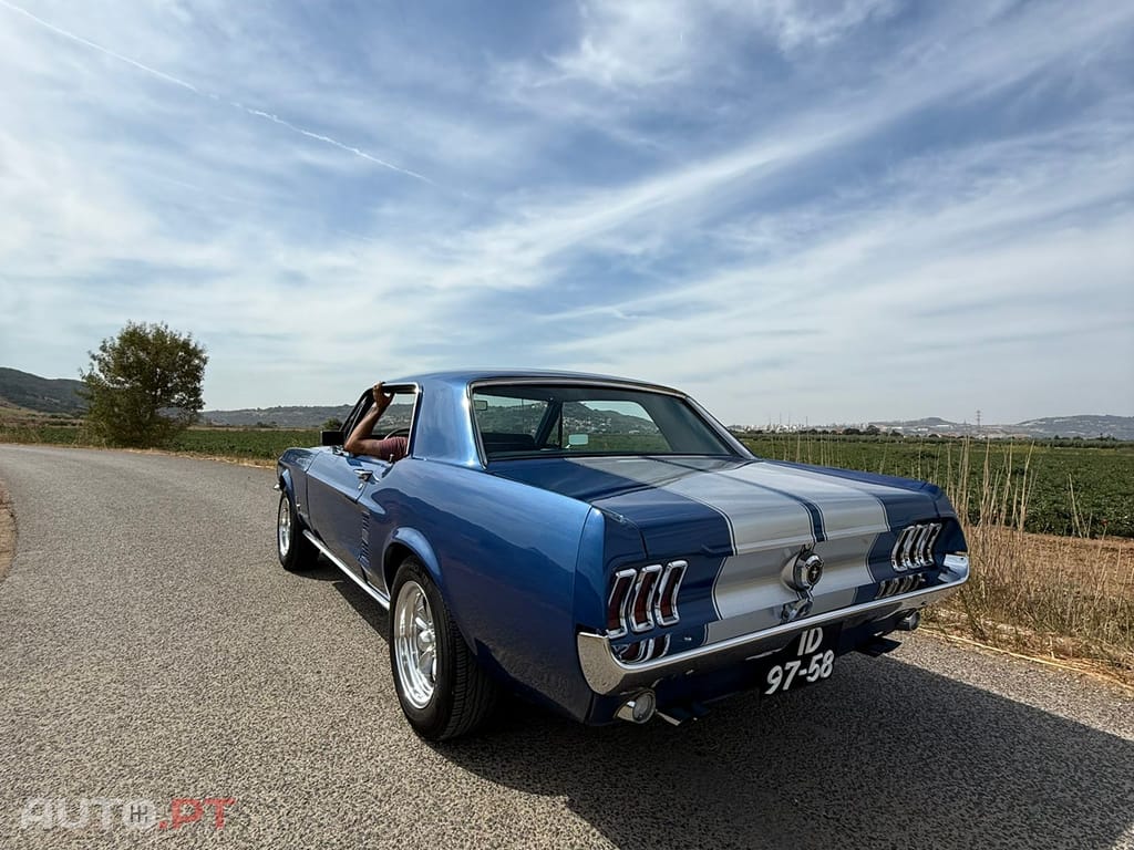 Ford Mustang 289