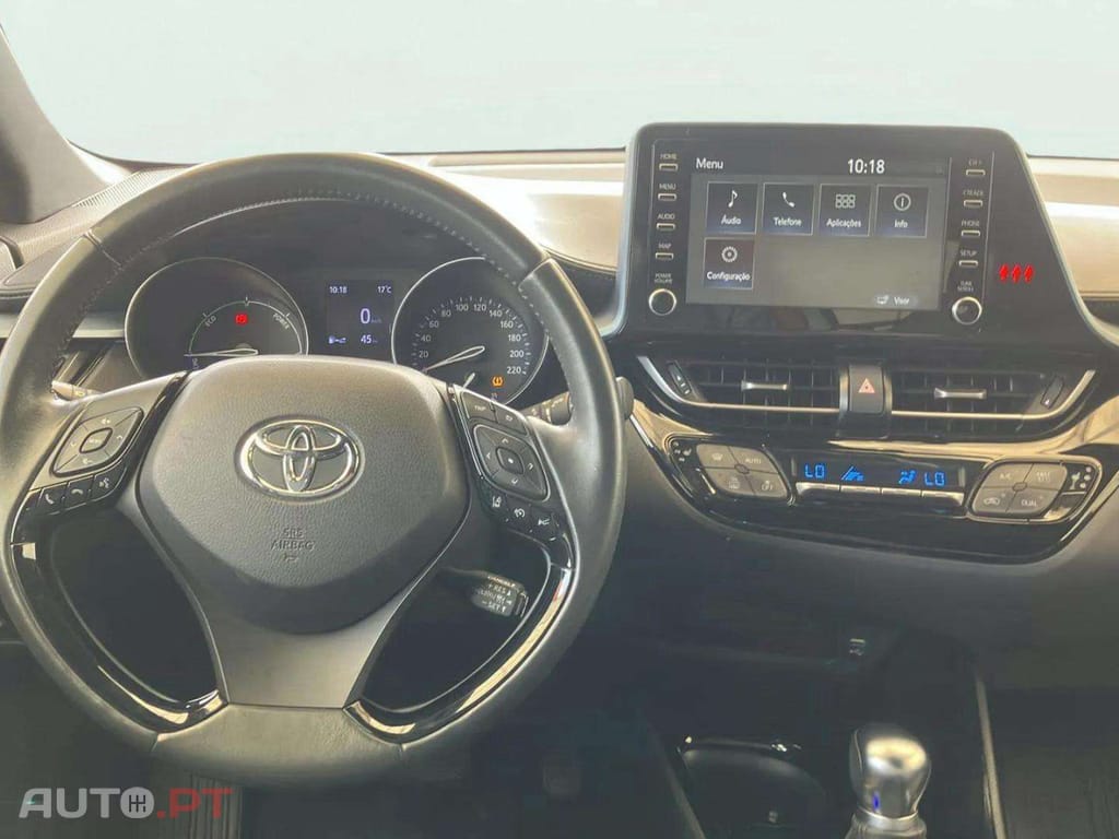 Toyota C-HR 2.0 Hybrid Square Collection