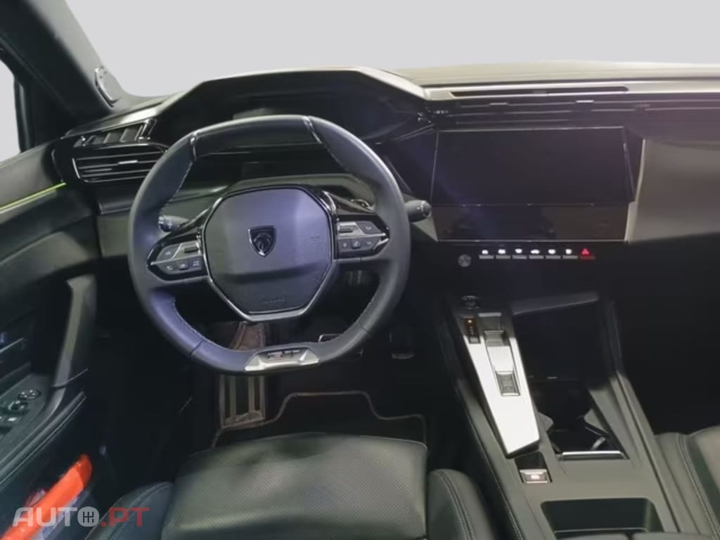 Peugeot 408 GT 130cv  EAT8