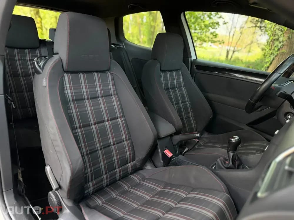 Volkswagen Golf 2.0 TSi GTI