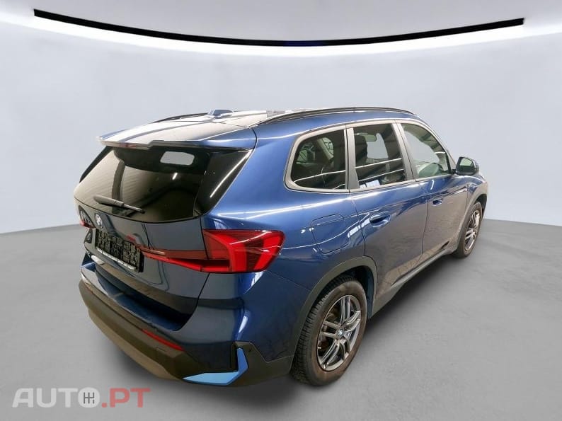 BMW iX1 xDrive30