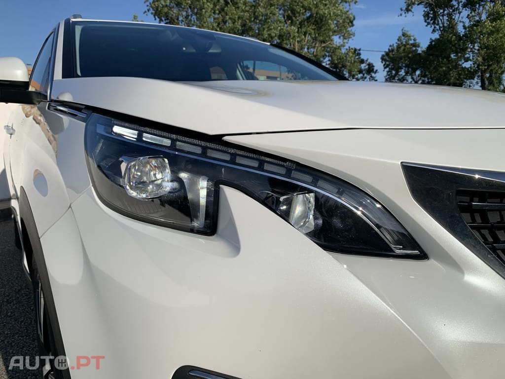 Peugeot 5008 1.5 BlueHDi Allure EAT8