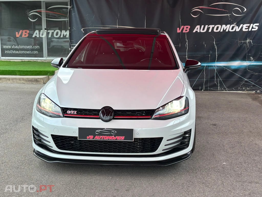 Volkswagen Golf 2.0 TSi GTi DSG Performance