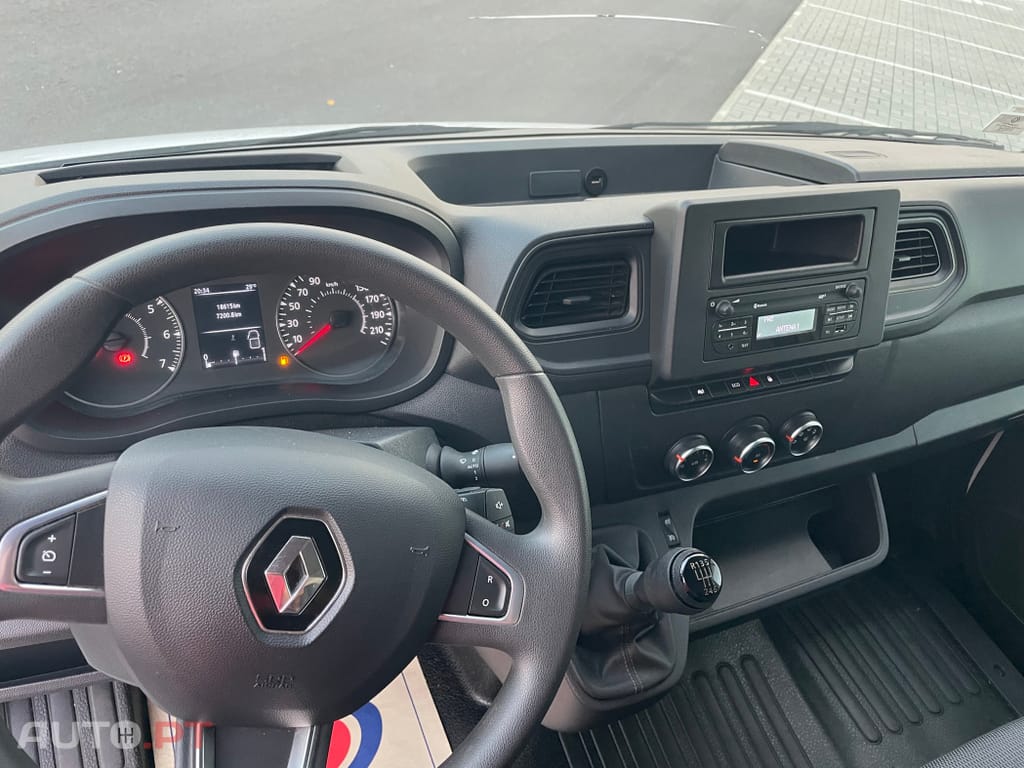 Renault Master 2.3 dCi L2H2 3.3T SS